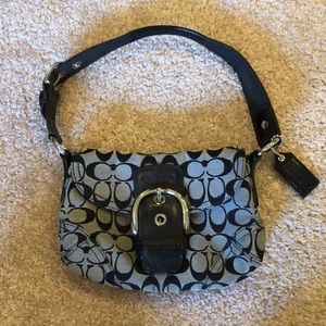 Coach, authentic, classic Black/Gray big C.